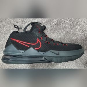 Nike LeBron 17 low Bred 8.5